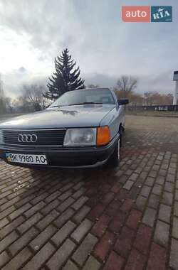 Седан Audi 100 1989 в 