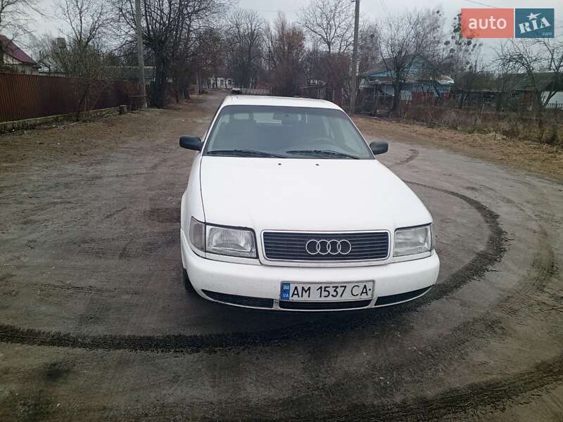 Седан Audi 100 1991 в Житомирі