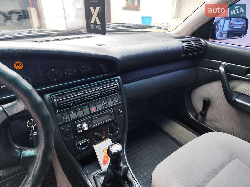 Седан Audi 100 1991 в Красилове