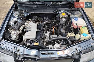 Седан Audi 100 1991 в 