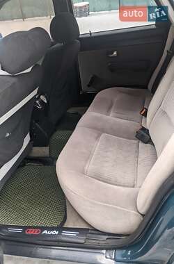 Седан Audi 100 1989 в 