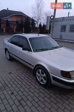 Седан Audi 100 1993 в Полонному