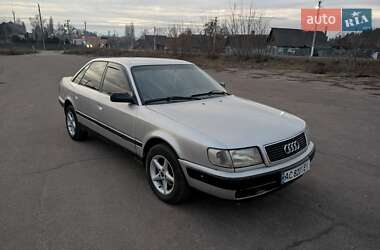 Седан Audi 100 1993 в Заречном