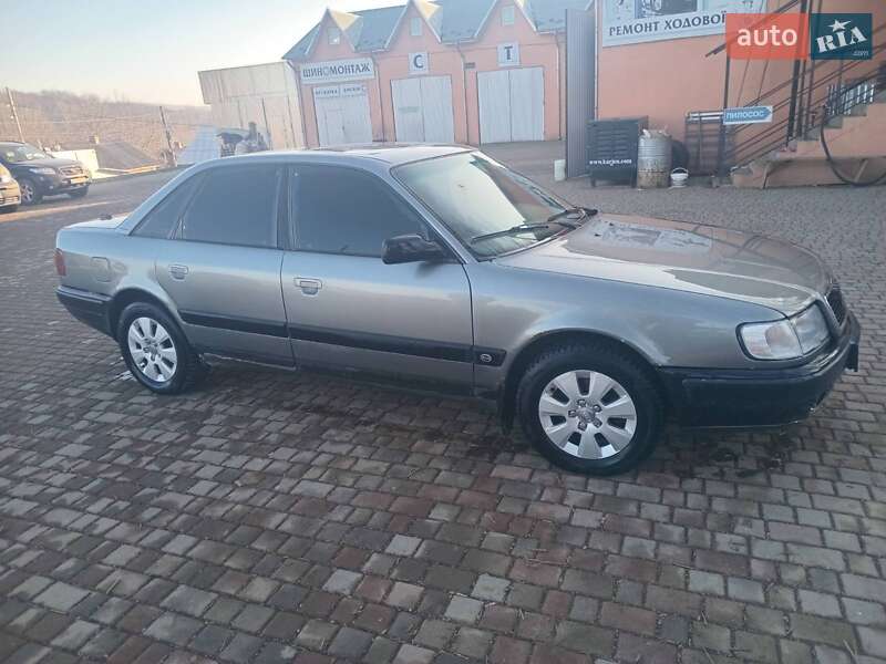 Седан Audi 100 1991 в Великому Кучурові
