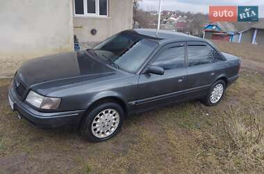 Седан Audi 100 1994 в Хотине