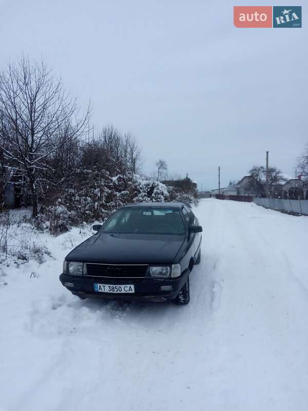 Audi 100 1988 Audi 100 1988