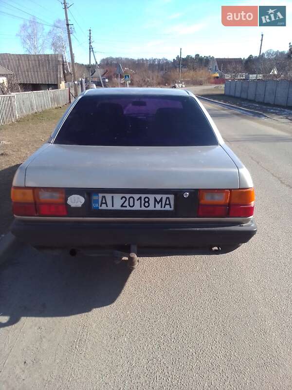 Седан Audi 100 1989 в Таращі
