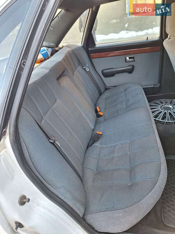 Седан Audi 100 1988 в Хмельницком