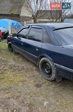 Седан Audi 100 1992 в Заречном