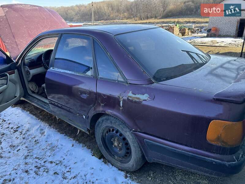 Седан Audi 100 1992 в Владимире