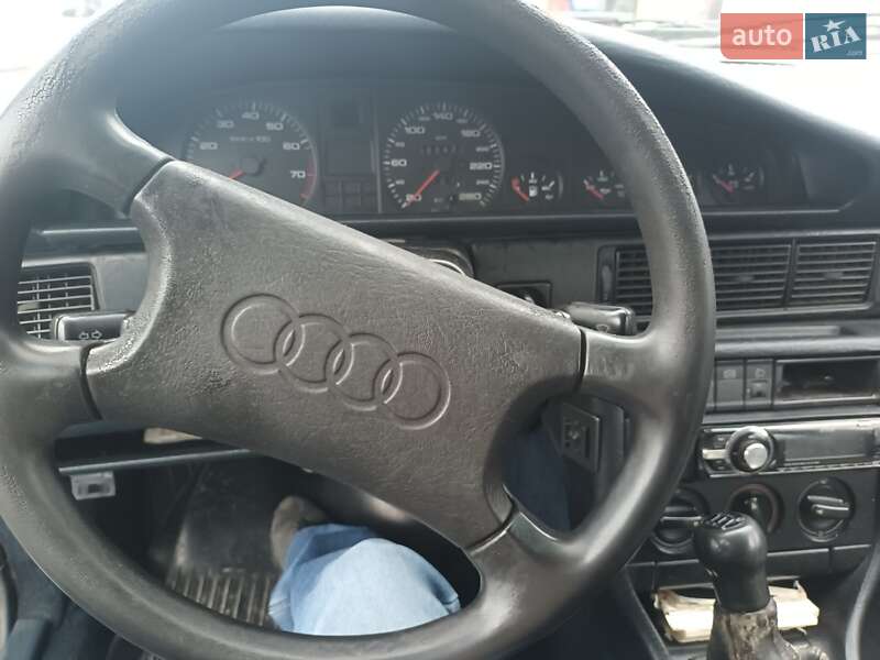 Седан Audi 100 1989 в Ивано-Франковске