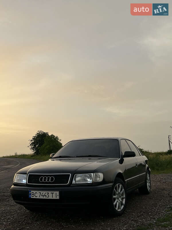 Седан Audi 100 1994 в 