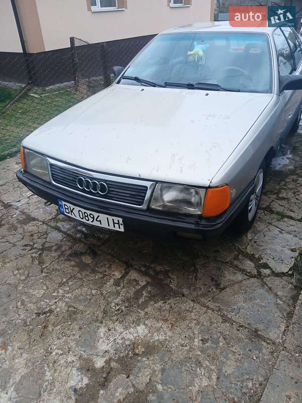 Audi 100 1988