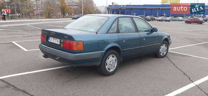 Седан Audi 100 1992 в Києві