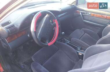 Седан Audi 100 1993 в 