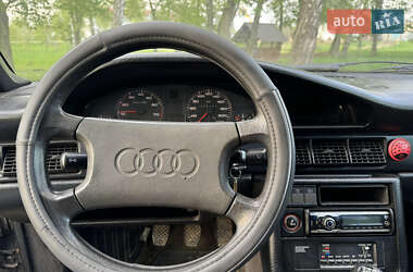 Седан Audi 100 1988 в 