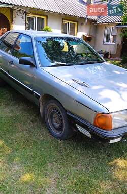 Седан Audi 100 1986 в 