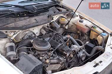 Седан Audi 100 1991 в 