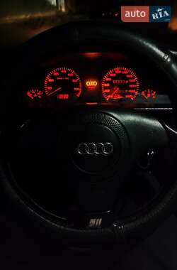 Седан Audi 100 1992 в 