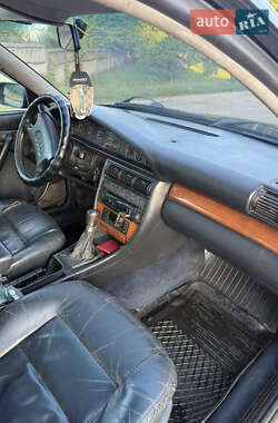 Седан Audi 100 1992 в 