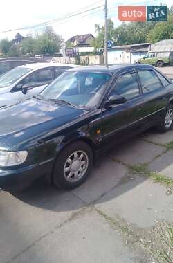 Универсал Audi 100 1994 в Киеве