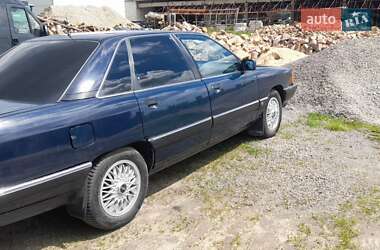 Седан Audi 100 1990 в Луцке