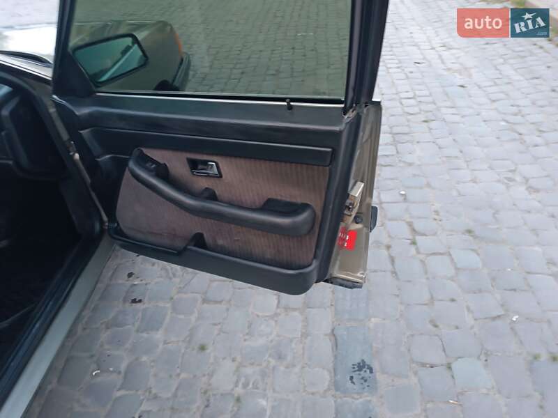 Седан Audi 100 1990 в Кам'янець-Подільському