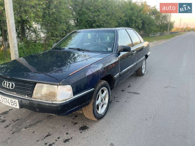 Седан Audi 100 1983 в 