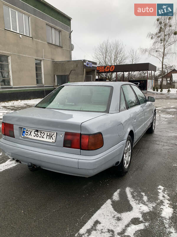 Седан Audi 100 1994 в Києві