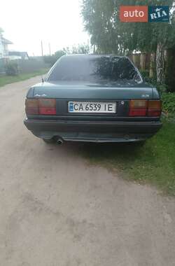Седан Audi 100 1988 в 