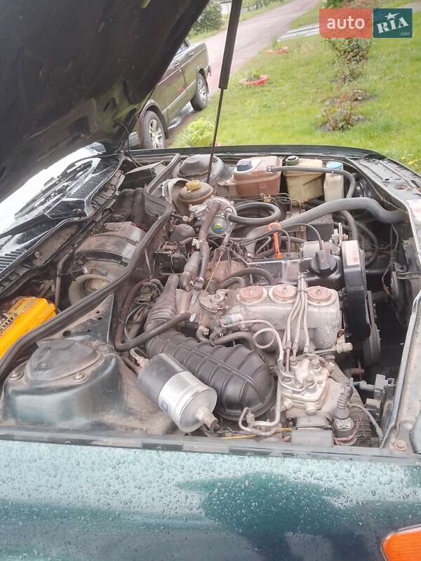 Седан Audi 100 1992 в Яготине