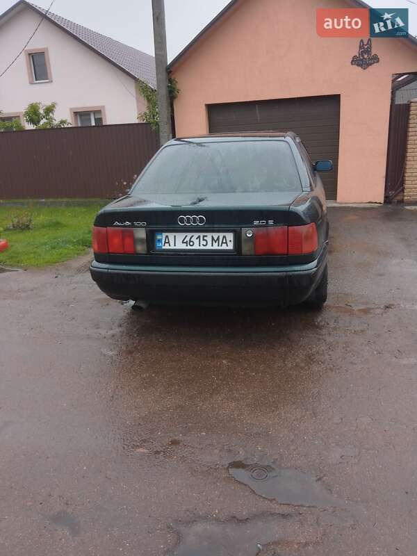 Седан Audi 100 1992 в Яготине