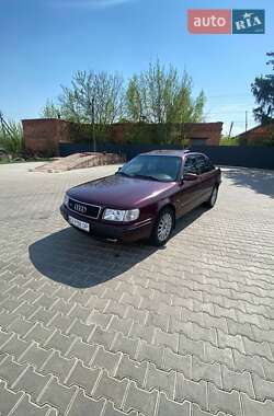 Седан Audi 100 1993 в Хорошеві