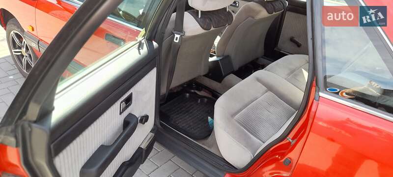 Седан Audi 100 1991 в Кременчуці
