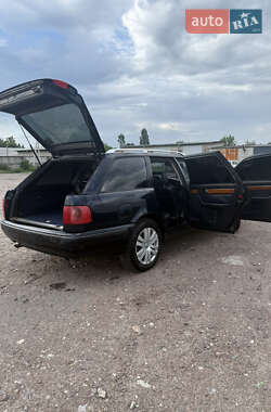 Седан Audi 100 1992 в 