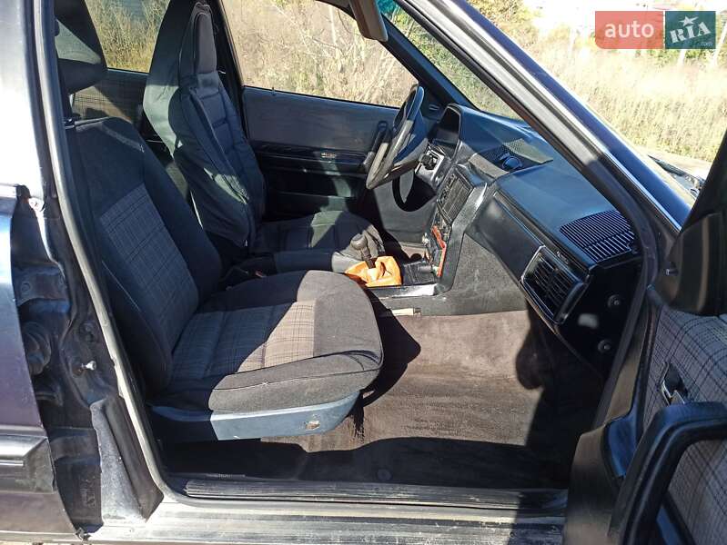 Седан Audi 100 1987 в Тернополі