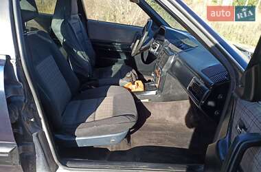 Седан Audi 100 1987 в 