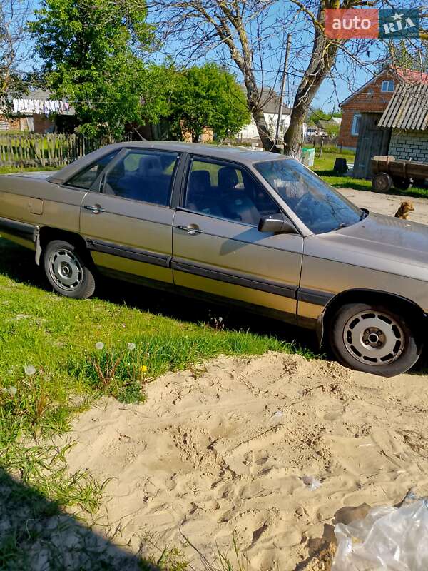 Універсал Audi 100 1987 в Зарічному