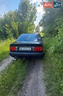 Седан Audi 100 1992 в 