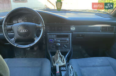Седан Audi 100 1988 в 