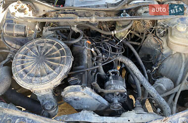 Седан Audi 100 1988 в 
