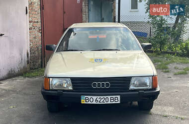 Седан Audi 100 1986 в 