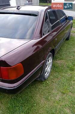 Седан Audi 100 1991 в Кельменцях