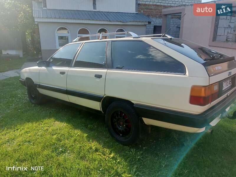 Універсал Audi 100 1990 в Млиніві