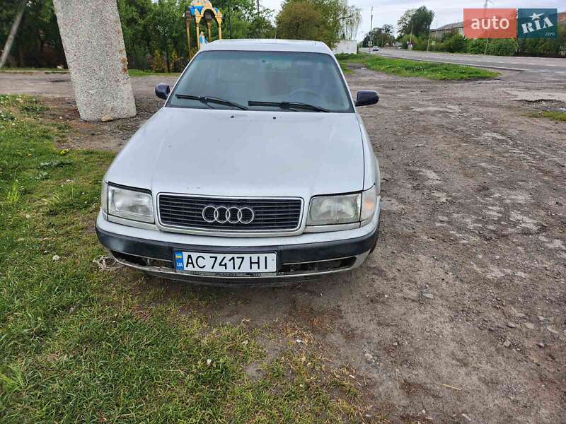 Седан Audi 100 1994 в Луцке