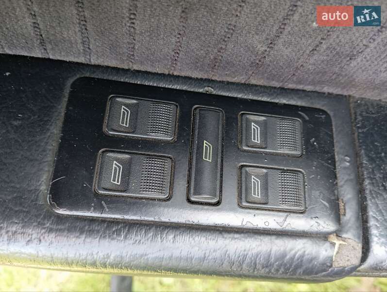 Седан Audi 100 1991 в Луцке
