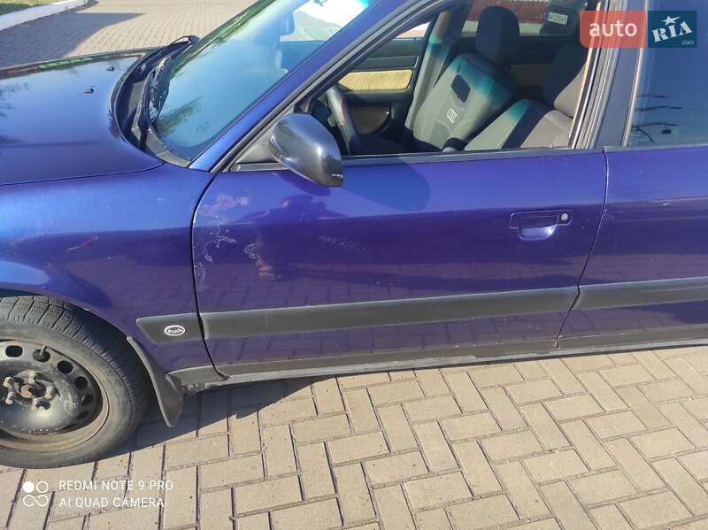 Седан Audi 100 1993 в Запорожье