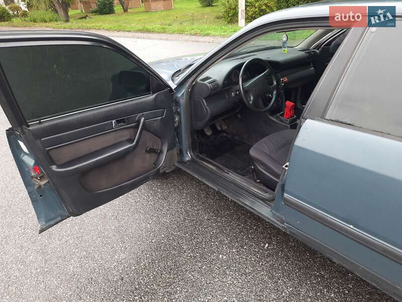 Седан Audi 100 1991 в Бережанах