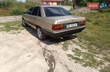 Седан Audi 100 1986 в 