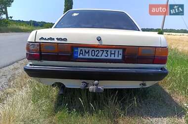 Седан Audi 100 1986 в 